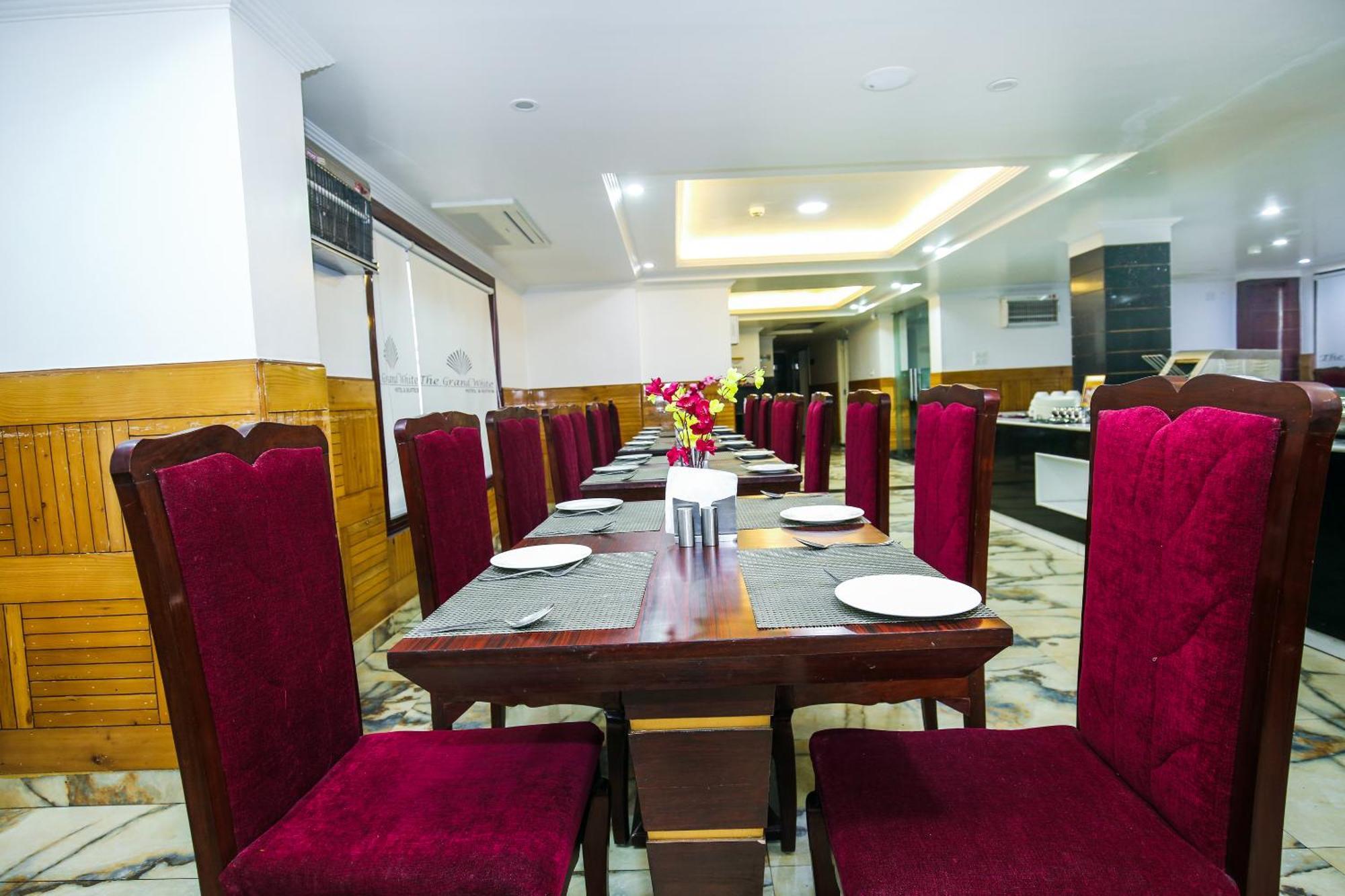 Hotel White Grand Shimla - In City Centre - A Centrally Ac Hotel Экстерьер фото