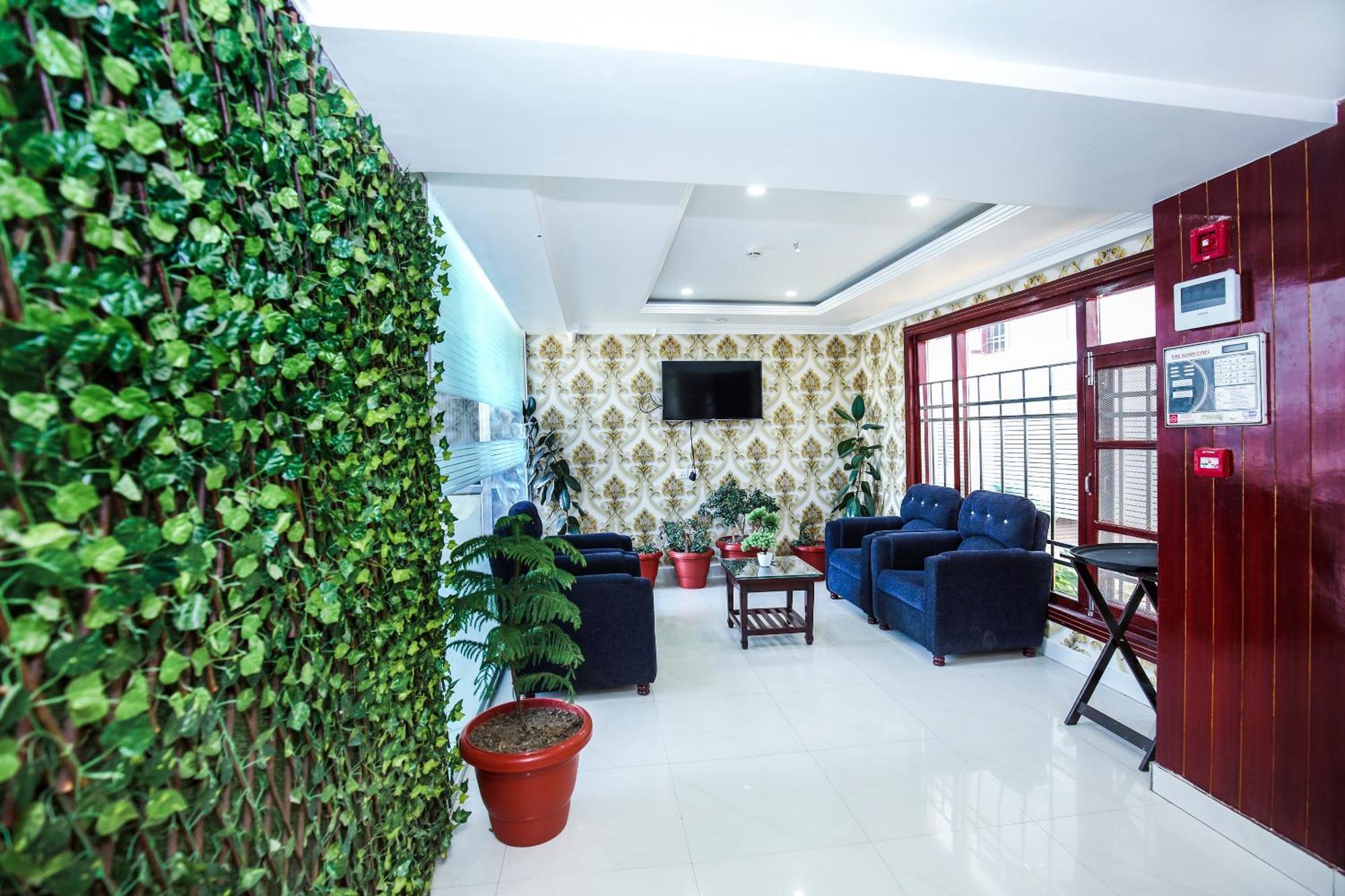 Hotel White Grand Shimla - In City Centre - A Centrally Ac Hotel Экстерьер фото